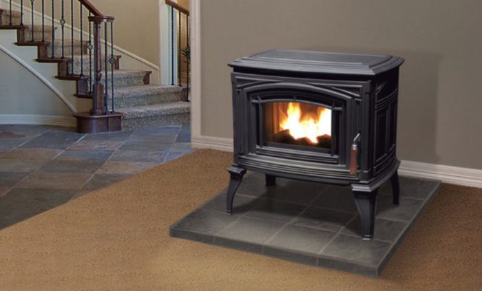 ¿A qué temperatura debo programar la estufa de pellets en invierno?